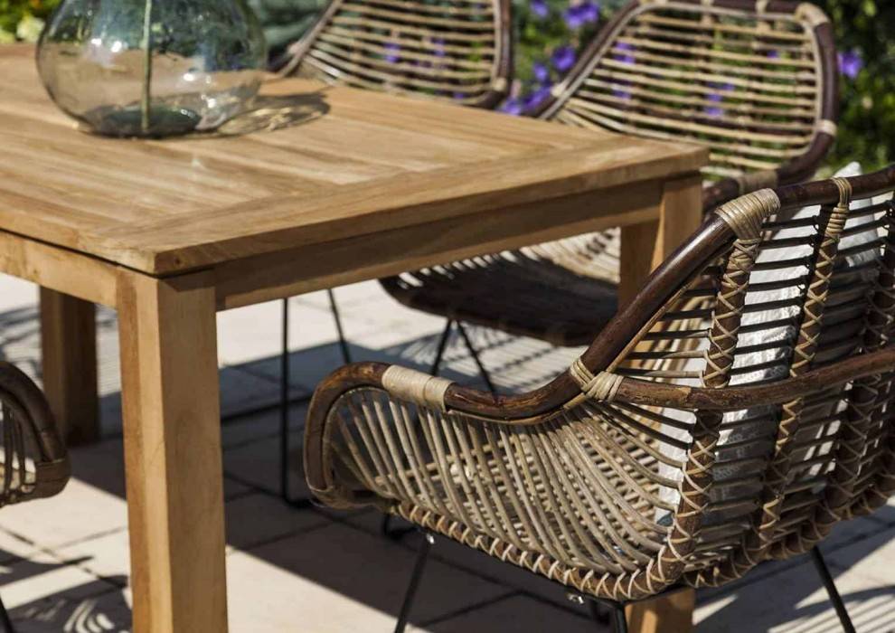 Záhradný stôl so stoličkami LYON X